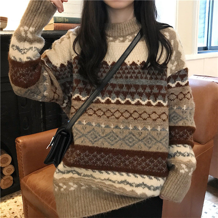 Oversized Fair Isle Crew-Neck Sweater in Khaki Multi — on model