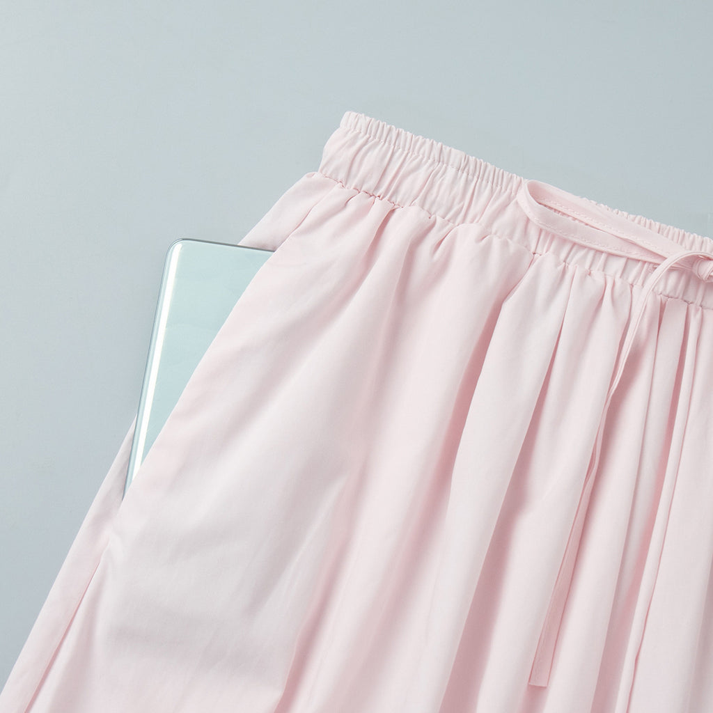 Cotton Balloon Lantern Pants in Light Pink — close-up of cotton texture