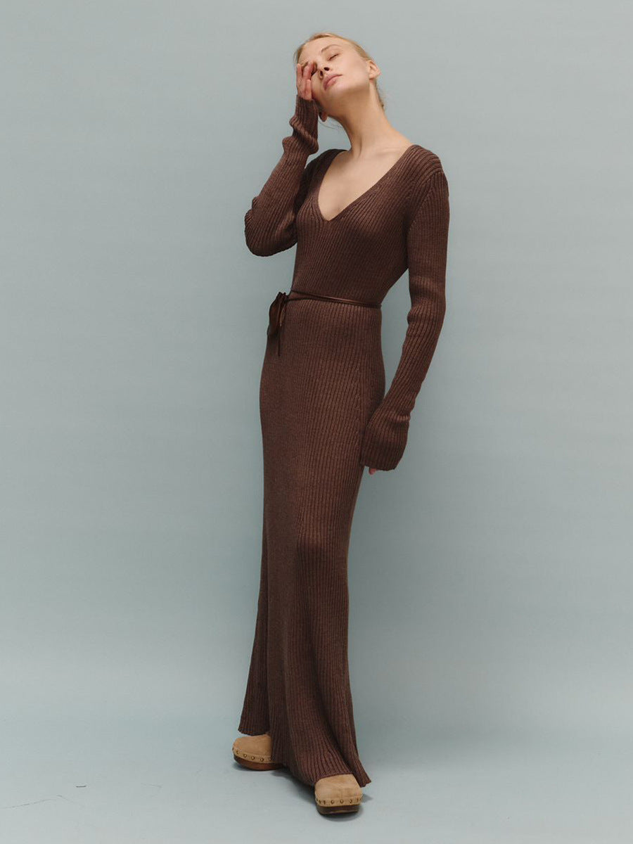 Ribbed Knit V-Neck Long Sleeve Maxi Dress in Chocolate — front view on model